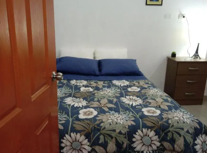 Departamento con servicios incluidos, equipado